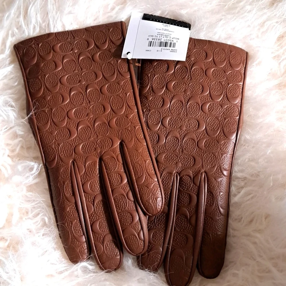 Coach NWTs Signature Leather Tech Gloves Size 6 1/2